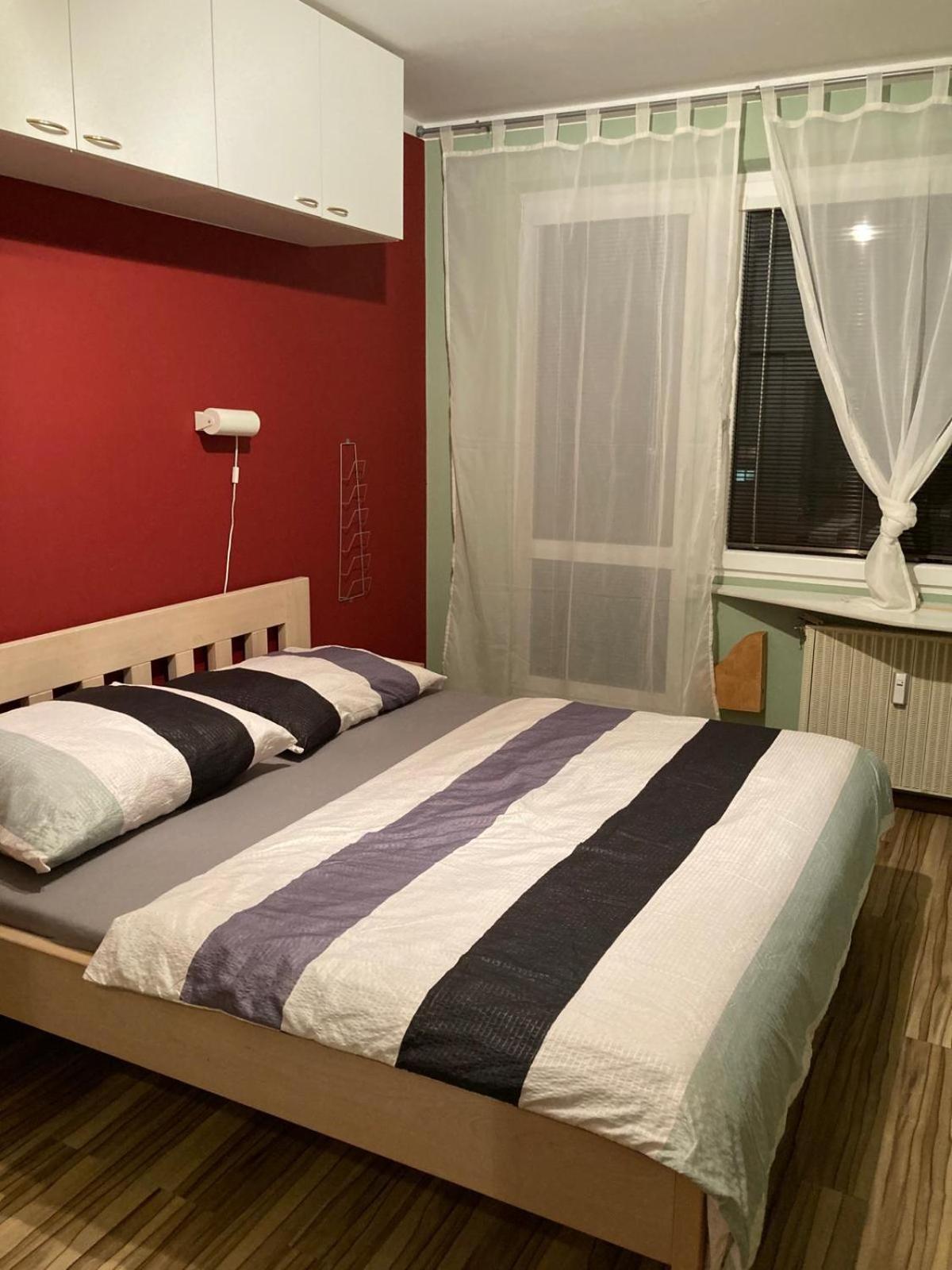 Apartman Hodonin 7 7 7 2 3 4 1 9 4 Dış mekan fotoğraf